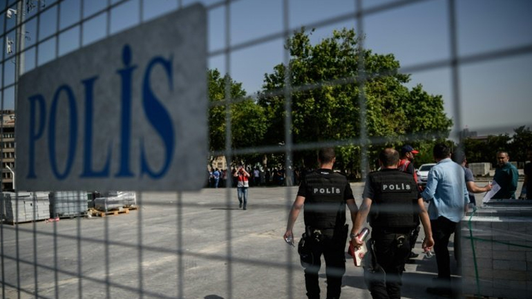 Τουρκία: Εκδόθηκαν 400 νέα εντάλματα σύλληψης για την απόπειρα πραξικοπήματος