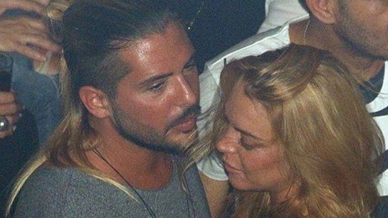 Ντένης Παπαγεωργίου: «Με κούρασε η Lindsay Lohan»