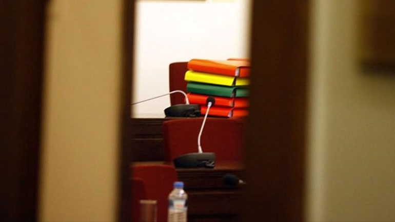 Το πόρισμα της κυβέρνησης για δάνεια σε ΜΜΕ και κόμματα