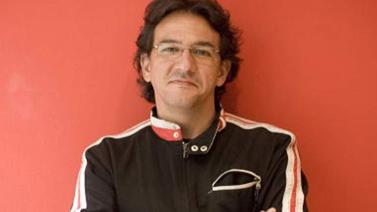 Ο συγγραφέας Νταβίντ Πλανέλ στην Αθήνα