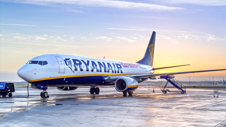 Η Ryanair παγώνει τις προσλήψεις προσωπικού λόγω Brexit