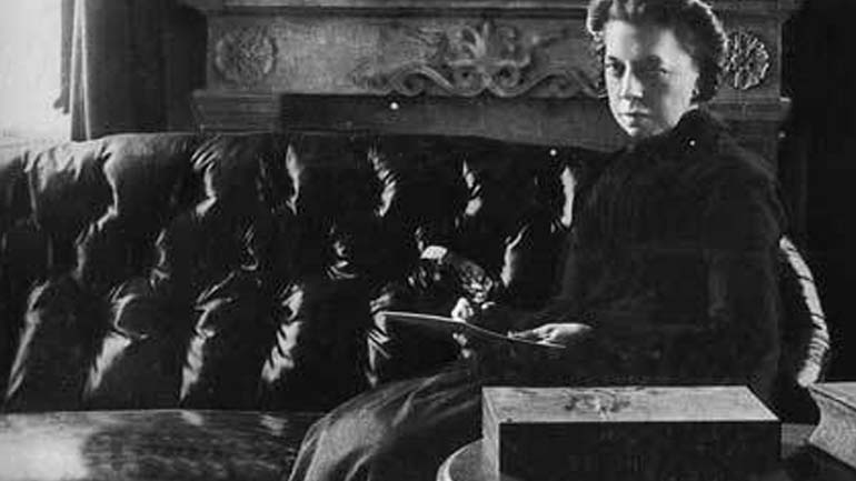 Σοφίας Τρικούπη «Ο Παπαγάλλος μου (1903)» στο θέατρο Σφενδόνη