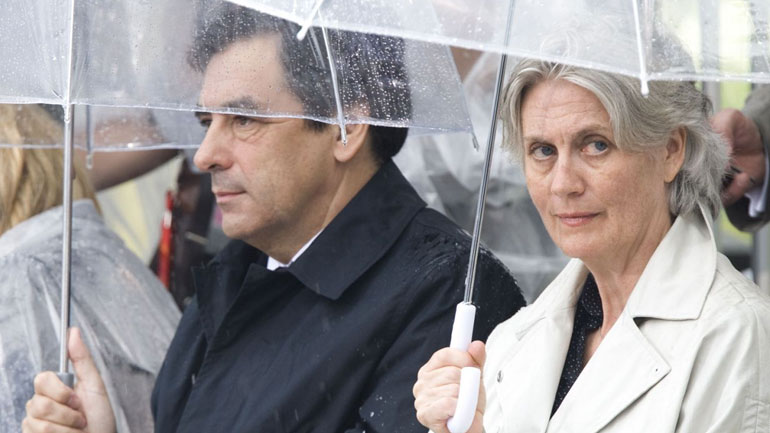 Η οργή του Φιγιόν για δημοσίευμα που αφορά στη γυναίκα του Η οργή του Φιγιόν για δημοσίευμα που αφορά στη γυναίκα του