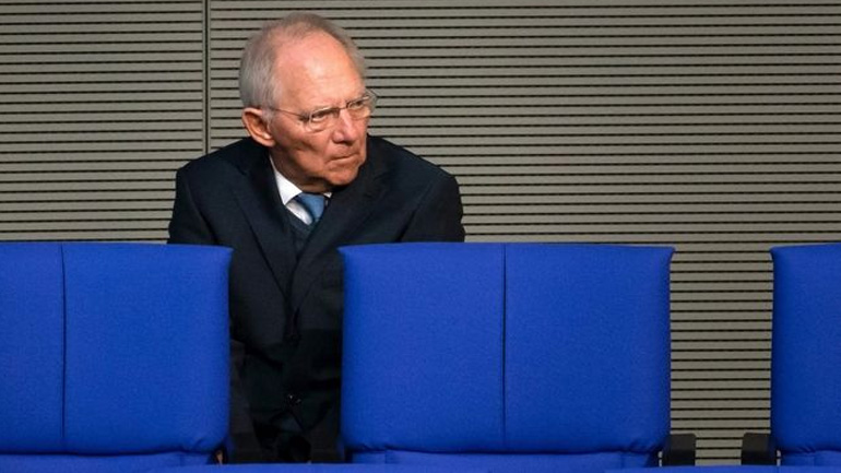 Προειδοποίηση Σόιμπλε προς Μέι: Μη μετατρέψετε τη Βρετανία σε φορολογικό παράδεισο