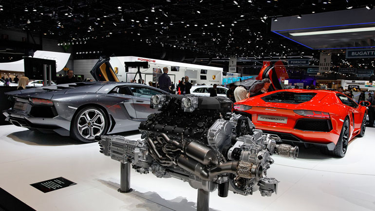 Παραμένει πιστή στους ατμοσφαιρικούς κινητήρες η Lamborghini