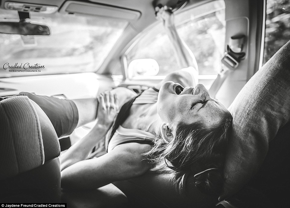 Γέννα εν κινήσει