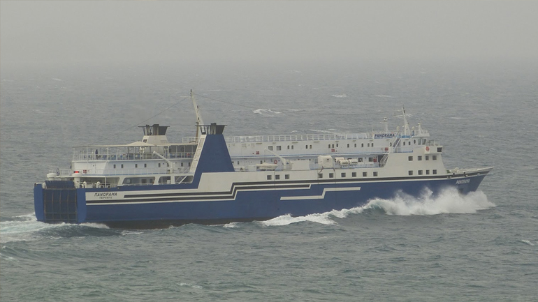 Όλα τα δρομολόγια των πλοίων από Πειραιά και Ραφήνα