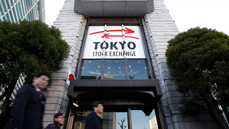 Xαμόγελα στο χρηματιστήριο του Τόκιο Xαμόγελα στο χρηματιστήριο του Τόκιο