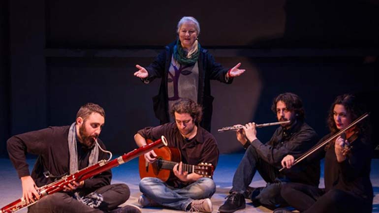 «Ιστορίες για κλειστά μάτια» στο θέατρο «Από Κοινού»