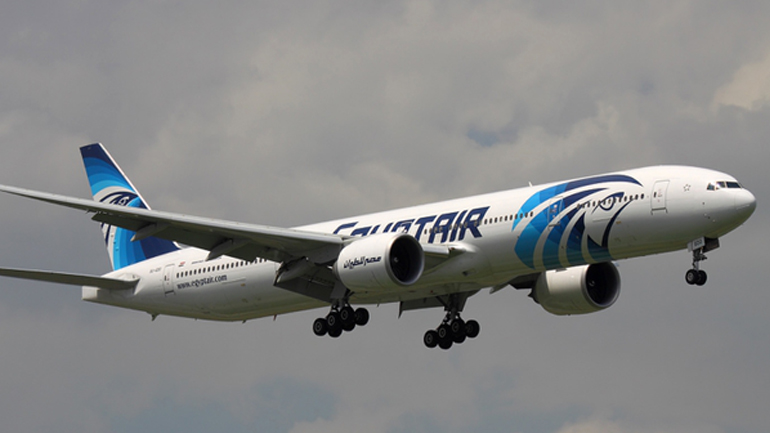 Η EgyptAir απαγόρευσε την επιβίβαση 6 πολιτών από Ιράκ-Υεμένη σε πτήση της στη Νέα Υόρκη Η EgyptAir απαγόρευσε την επιβίβαση 6 πολιτών από Ιράκ-Υεμένη σε πτήση της στη Νέα Υόρκη