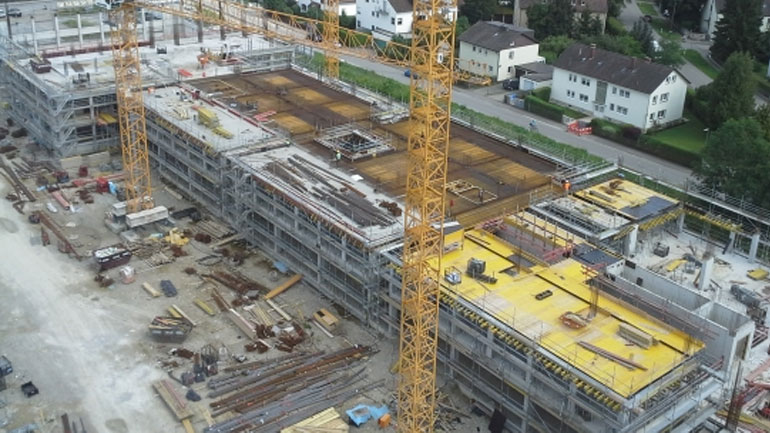 Μια περίεργη ελληνο-γερμανική διαμάχη για σχολικό κτίριο στο Μόναχο