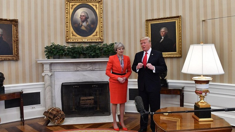 Μέι: Δεν συμφωνούμε με την προσέγγιση Τραμπ στο μεταναστευτικό