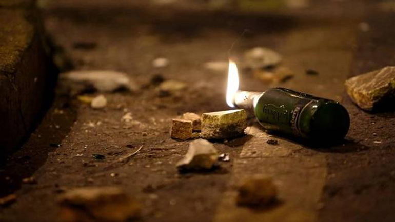 Επίθεση με μολότοφ σε σύνδεσμο φιλάθλων του Ολυμπιακού στο Ίλιον