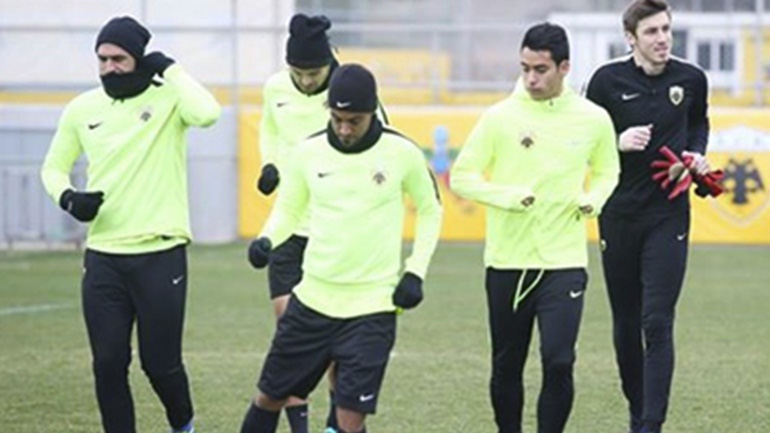 ΑΕΚ: Προπονήθηκε ο Αραούχο