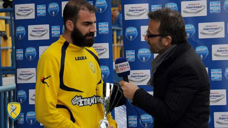 Παρέλαβε το βραβείο του MVP ο Γρηγόρης Μάκος