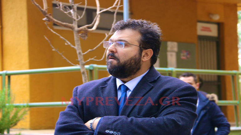 «Είναι ντροπή για τον ΠΑΣ Γιάννινα να παίζει σε τέτοιο γήπεδο»