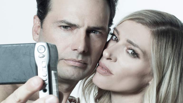 «Faith» της Kate Robin με τη Ζέτα Δούκα και τον Παναγιώτη Μπουγιούρη στο Δημοτικό Θέατρο «Μελίνα Μερκούρη»