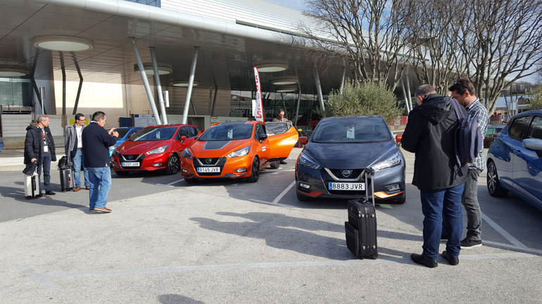 Έξω από το αεροδρόμιο του Ντουμπρόβνικ