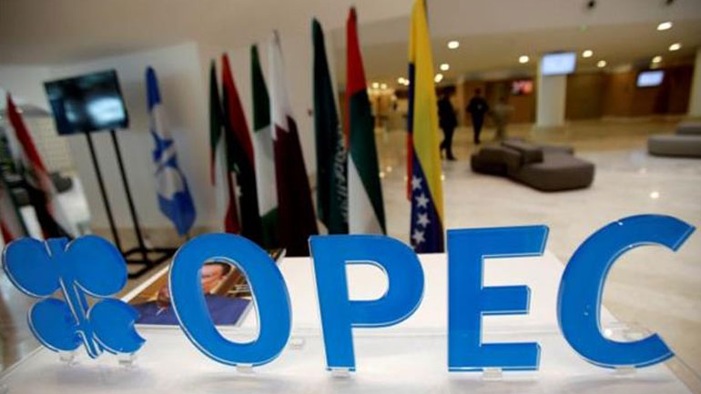 ΟΠΕΚ: Η παραγωγή πετρελαίου αναμένεται να μειωθεί περισσότερο από 1 εκατ. βαρέλια την ημέρα