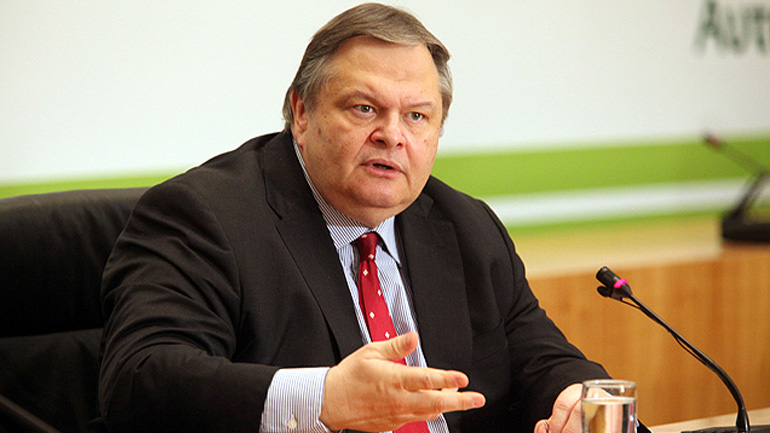 Ε. Βενιζέλος: Η κυβέρνηση βλάπτει σοβαρά τη χώρα