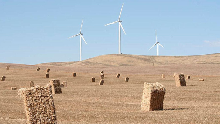 Σαουδική Αραβία: Επένδυση 5 δισ. δολαρίων σε έργα ανανεώσιμης ενέργειας