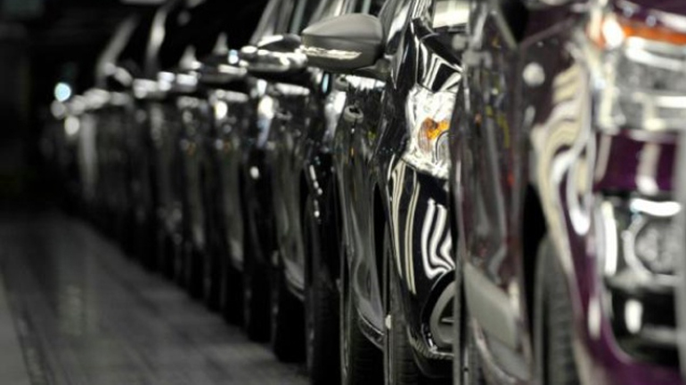 Γαλλία: Συνέχισε να ανακάμπτει η αγορά αυτοκινήτων το 2017