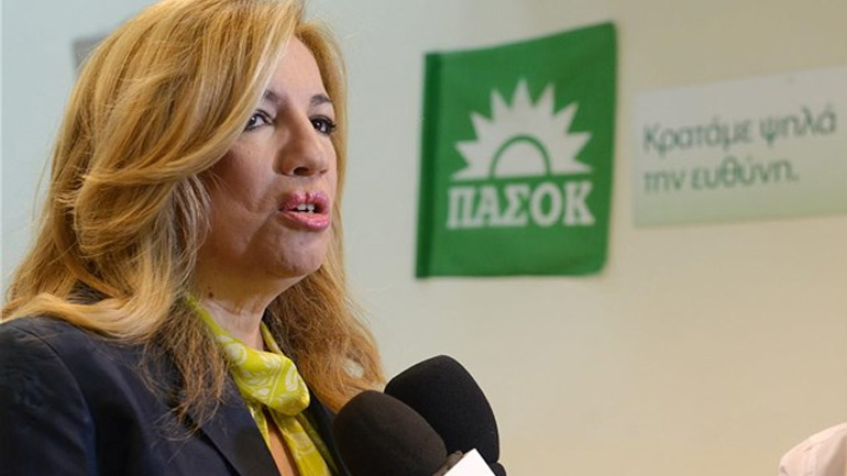 Κυβέρνηση ευρείας συνεννόησης με άλλον πρωθυπουργό ζητεί η Φ. Γεννηματά