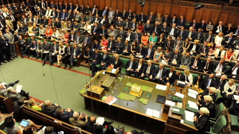 H βρετανική βουλή έδωσε το πράσινο φως για το Brexit