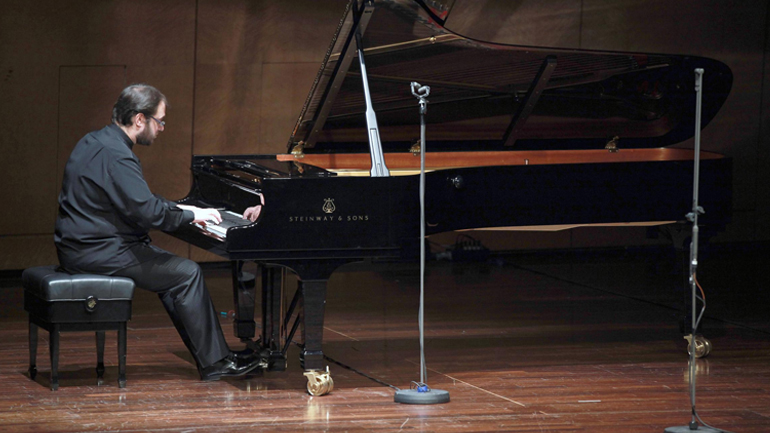 «Ο πιανίστας Σεργκέι Προκόφιεφ» με τον Τίτο Γουβέλη στο Μέγαρο Μουσικής Αθηνών