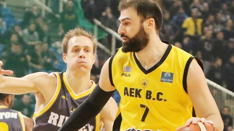 ΑΕΚ: «Μπήκε» στις προπονήσεις ο Βασιλειάδης