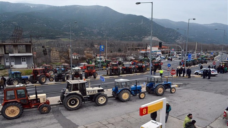 Τα Τέμπη ετοιμάζονται να αποκλείσουν αγρότες