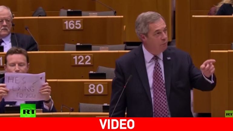 Το «τρολάρισμα» ευρωβουλευτή στον Φάρατζ