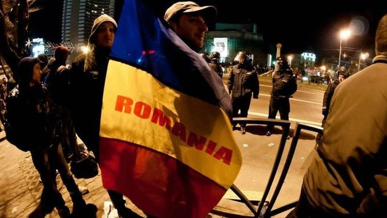 Ρουμανία: Η… οργή λαού έφερε κυβερνητική στροφή 180 μοιρών Ρουμανία: Η… οργή λαού έφερε κυβερνητική στροφή 180 μοιρών