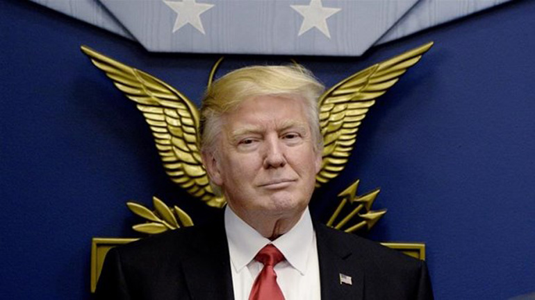 «Γελοία» η άποψη του δικαστή που μπλόκαρε το αντιμεταναστευτικό νομοσχέδιο, σύμφωνα με τον Τραμπ