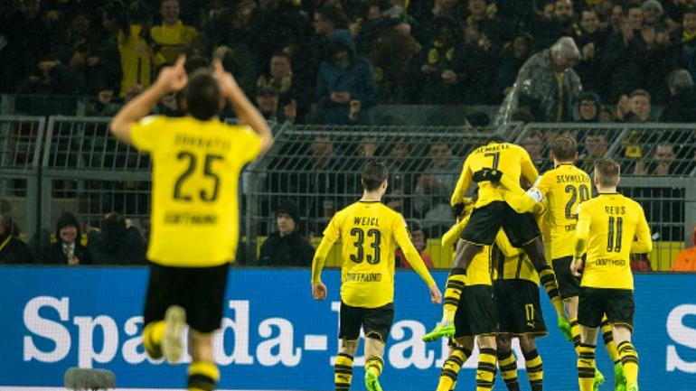 Νίκη με Ομπαμεγιάνγκ για τη Ντόρτμουντ