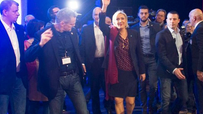 Γαλλία: Η Λεπέν παρουσίασε το πρόγραμμά της σε ένα μανιφέστο «144 δεσμεύσεων»