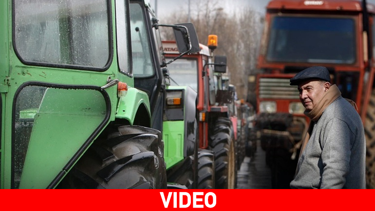 Έκλεισαν τα Τέμπη οι αγρότες