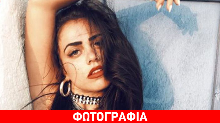 H Κόννυ Μεταξά ποζάρει με σέξι εσώρουχα μέσα στην μπανιέρα της!