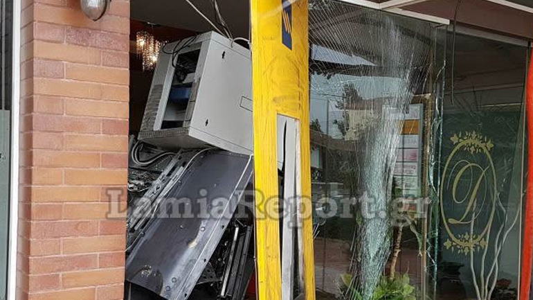 Ανατίναξη ΑΤΜ στα Καμένα Βούρλα τα ξημερώματα