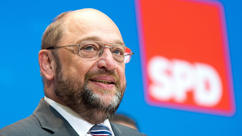 Γερμανία: Ο Σουλτς συσπειρώνει τους ψηφοφόρους των Σοσιαλδημοκρατών