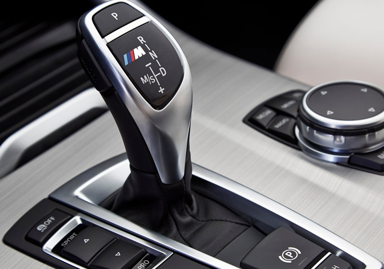 Αυτόματο κιβώτιο 8 σχέσεων...