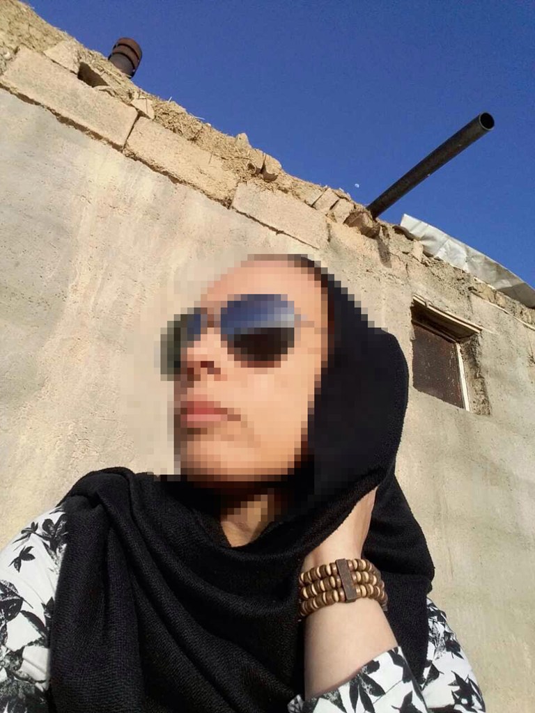 Πίσω από την Α.Π., ο χώρος στον οποίο έζησε για 7 μήνες, σε χωριό του Ιράν