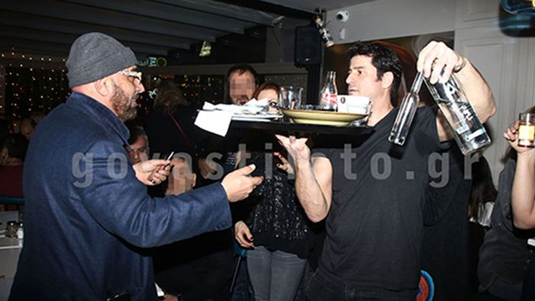 Ηθοποιοί πήραν τον δίσκο και σέρβιραν για καλό σκοπό!