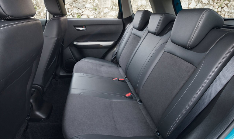 Ιδιαίτερα άνετα τα πίσω καθίσματα