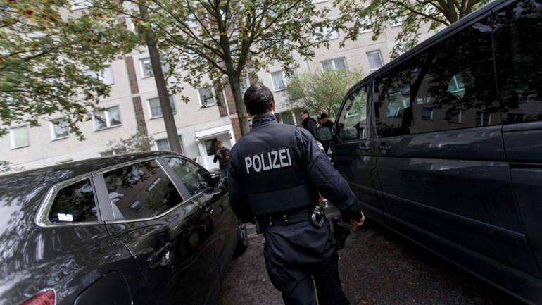 Συναγερμός στη Λειψία: Εκκενώθηκε σχολείο μετά από εισβολή αγνώστου που φέρει εκρηκτικά