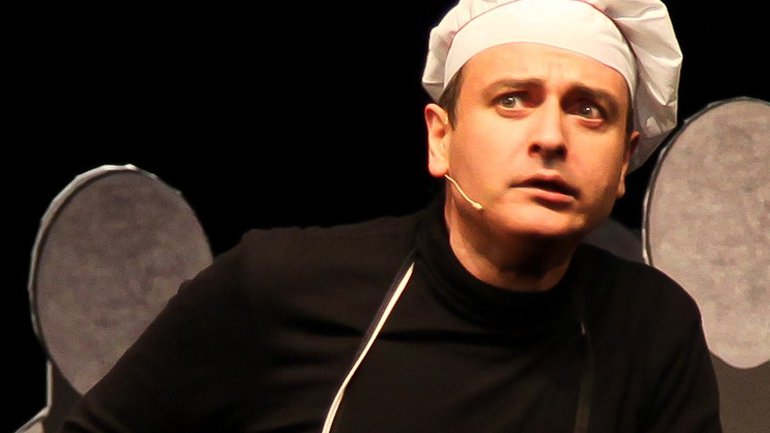 «Τα Ραδίκια Ανάποδα» στη Μουσική Θεατρική Σκηνή του Πολυχώρου Πολιτισμού «Αθηναΐς»