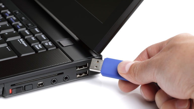 Προστατευθείτε από τα USB sticks