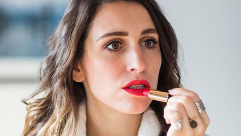 Πώς να επιλέξετε το σωστό κραγιόν για την ημέρα του Αγίου Βαλεντίνου