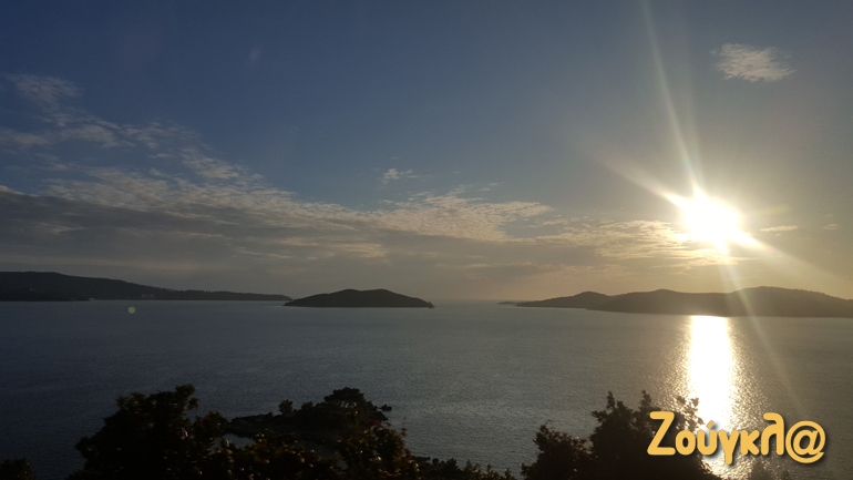 Λίγο πριν δύσει ο ήλιος και πριν φτάσουμε στο ξενοδοχείο...