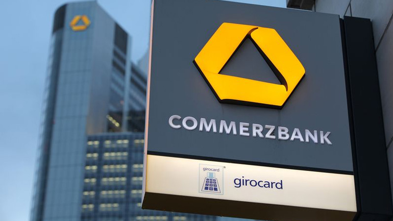 Commerzbank: Μειώθηκαν τα κέρδη στο δ΄ τρίμηνο